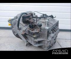 Cambio manuale Ford Focus 2.0 diesel del 2003 - 12