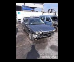 Jaguar X-Type Demolita - Per Ricambi 2.0 TD 2005