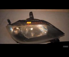 FARO ANTERIORE SX, DX MAZDA 2 SERIE 1 - 1