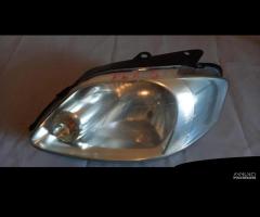 FARO ANTERIORE SX, DX VOLKSWAGEN FOX 2005 - 1