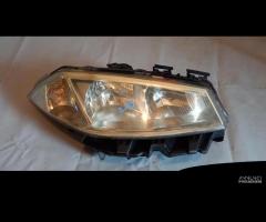 FARO ANTERIORE DX, SX RENAULT MEGANE 2005 - 1