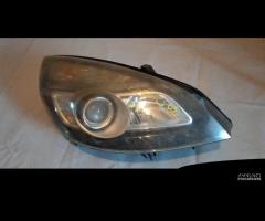 FARO ANTERIORE DX RENAULT SCENIC 2005