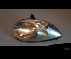 FARO ANTERIORE SX CITROEN C1 2006 - 1