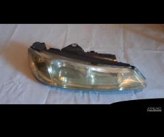 FARO ANTERIORE SX, DX PEUGEOT 406 2005