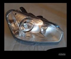 FARO ANTERIORE DX FORD C-MAX 2007-2010