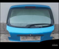 Peugeot 206 berlina portellone post 1998-2006 - 1