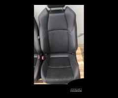 TAPPEZZERIA YARIS PELLE/STOFFA SENZA AIRBAG 2020 I