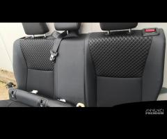 TAPPEZZERIA YARIS PELLE/STOFFA SENZA AIRBAG 2020 I - 9