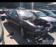 Alfa Romeo 166 Demolita - Per Ricambi