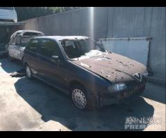 Alfa Romeo 145 Demolita - Per Ricambi