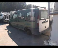 Fiat Doblò 2003 Trasporto Persone JTD Demolito