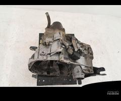 Cambio manuale Renault Clio 2° 1.9 diesel del 2000 - 6