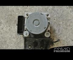 Pompa ABS per Nissan NV200 Vanette k9k 2011