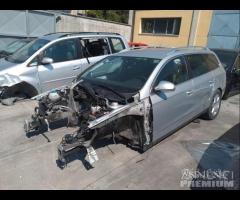 Volkswagen Passat 2007 Sw Demolita - Per Ricambi