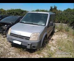 Ford Transit Connect 2005 Demolito - Per Ricambi