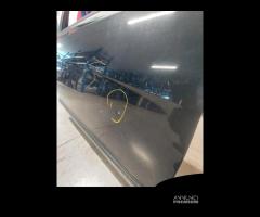 Porta anteriore dx Mercedes Benz A150 1.5 B 2007