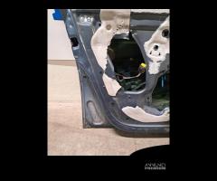 Porta anteriore sinistra Renault Clio 1.5 D 2005 - 9