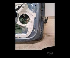 Porta anteriore sinistra Renault Clio 1.5 D 2005 - 10