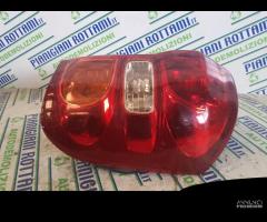 Faro Posteriore Destro Toyota RAV4 2005