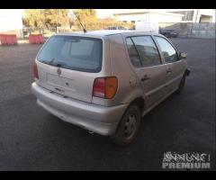 Volkswagen Polo 1998 Demolita - Per Ricambi - 7