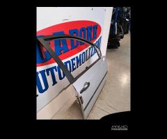 Porta anteriore destra Ford Fiesta MKV 1.4 D 2002 - 3