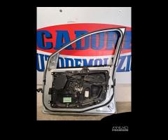 Porta anteriore destra Ford Fiesta MKV 1.4 D 2002 - 5