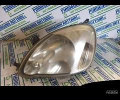 Faro Anteriore Sinistro Toyota Yaris 2001 - 1