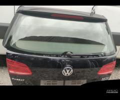 VOLKSWAGEN PASSAT SW PORTELLONE 2010-2015 - 1