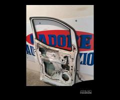 Porta anteriore sinistra Nissan NV200 1.5 D 2011 - 10