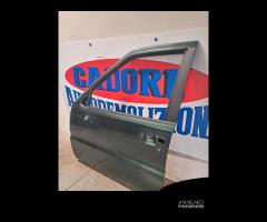 Porta anteriore sinistra Nissan Terrano 2.7 D 1999