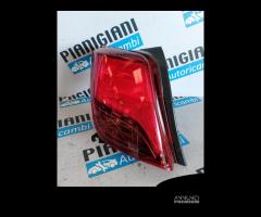 Faro Posteriore Sinistro Nuovo Toyota Yaris 2015 - 1