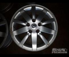 Cerchi In Lega Da 16" Per Renault Scenic 2011