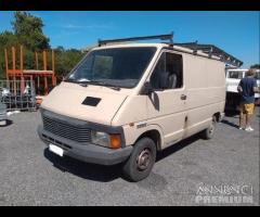 Renault Trafic MK1 1990 Demolito - Per Ricambi