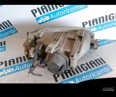 Faro Anteriore Sinistro Renault Clio 1994