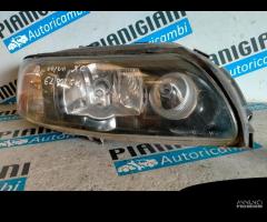 Faro Anteriore Destro Xenon Volvo XC70 2002