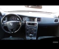 Volvo V60 SW Anno 2011 | SOLO PER RICAMBI - 4