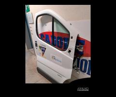 Porta anteriore destra Opel Vivaro A 2.5 D 2011 - 5