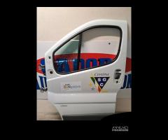 Porta anteriore sinistra Opel Vivaro A 2.5 D 2011 - 1