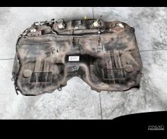 Serbatoio carburante Toyota Rav4 2.0 diesel 2003 - 2