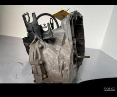 Cambio manuale Renault Clio 1.2 benzina del 2006 - 3