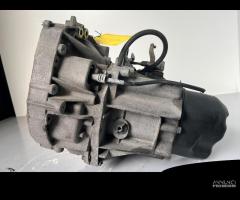 Cambio manuale Renault Clio 1.2 benzina del 2006 - 9