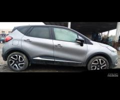 Renault Captur Anno 2016 | SOLO PER RICAMBI