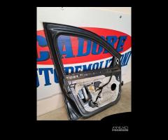 Porta anteriore sinistra Renault 3° Clio 1.5 2006 - 16