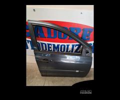 Porta anteriore destra Renault Clio 3° 1.5 D 2006