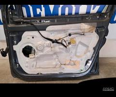 Porta anteriore destra Renault Clio 3° 1.5 D 2006 - 17