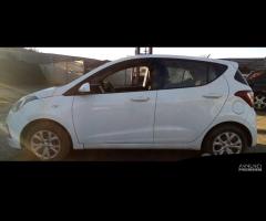 Hyundai i10 Anno 2016 | SOLO PER RICAMBI - 2