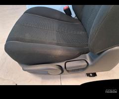 Sedili anteriori dx e sx Mazda 2 2° DE/B del 2008 - 15