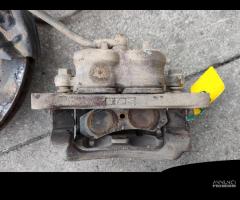 Pinza anteriore destra Mitsubishi Pajero V60 2.5 D