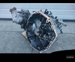 Cambio manuale Renault Koleos 2.0 diesel del 2011 - 6