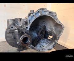 Cambio Chrysler Voyager 4° 2.5 diesel del 2002 - 2